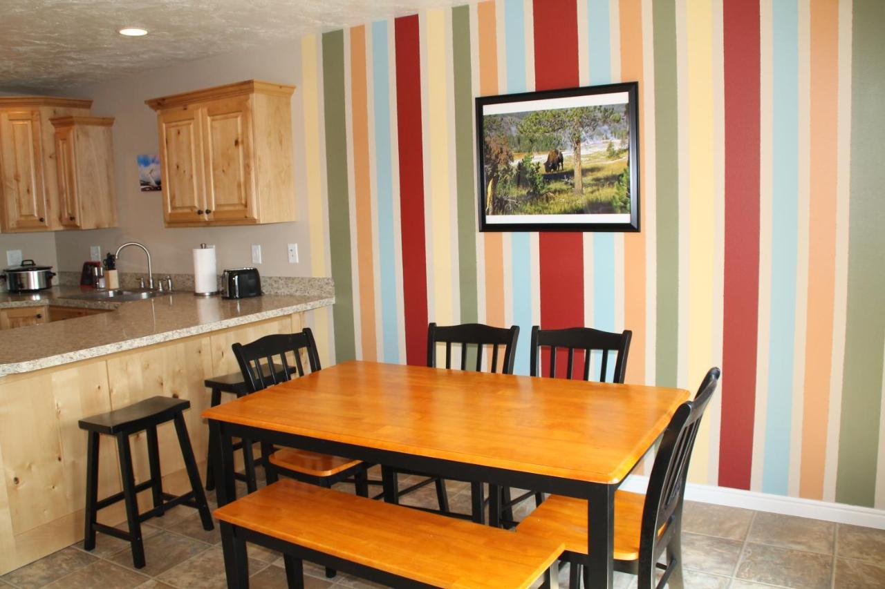 3 Queen Beds, 1 Twin Bed, 2 Rooms, 1 And A Half Bath, Self Check-In, Flexcation Equipped Idaho Falls Esterno foto