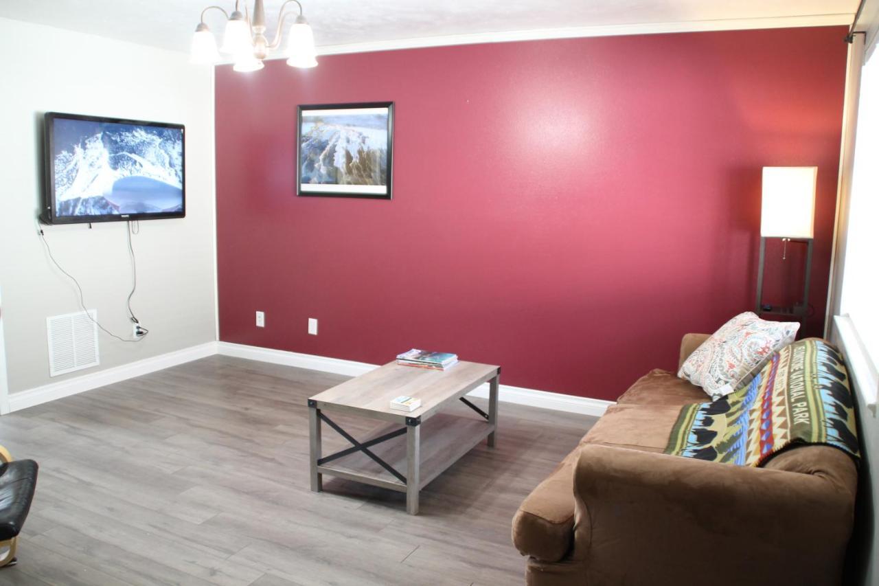 3 Queen Beds, 1 Twin Bed, 2 Rooms, 1 And A Half Bath, Self Check-In, Flexcation Equipped Idaho Falls Esterno foto