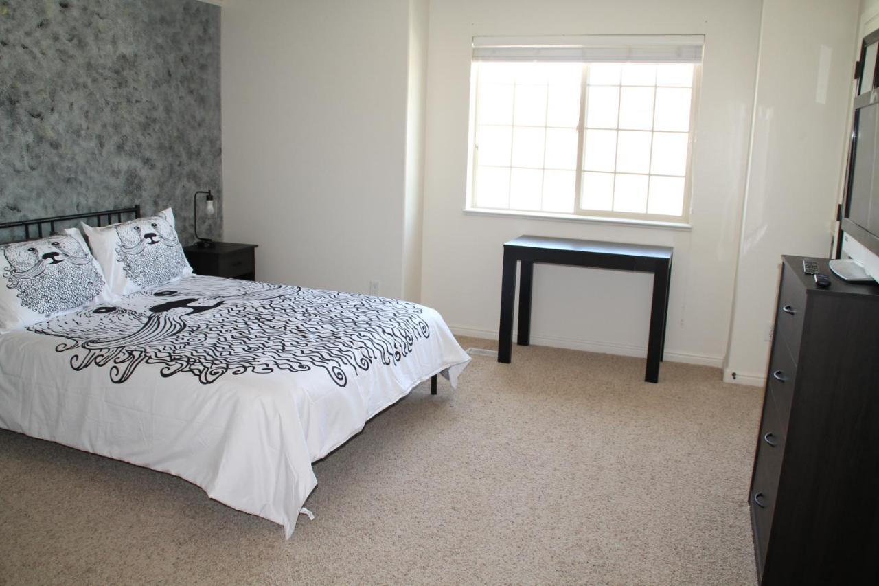 3 Queen Beds, 1 Twin Bed, 2 Rooms, 1 And A Half Bath, Self Check-In, Flexcation Equipped Idaho Falls Esterno foto